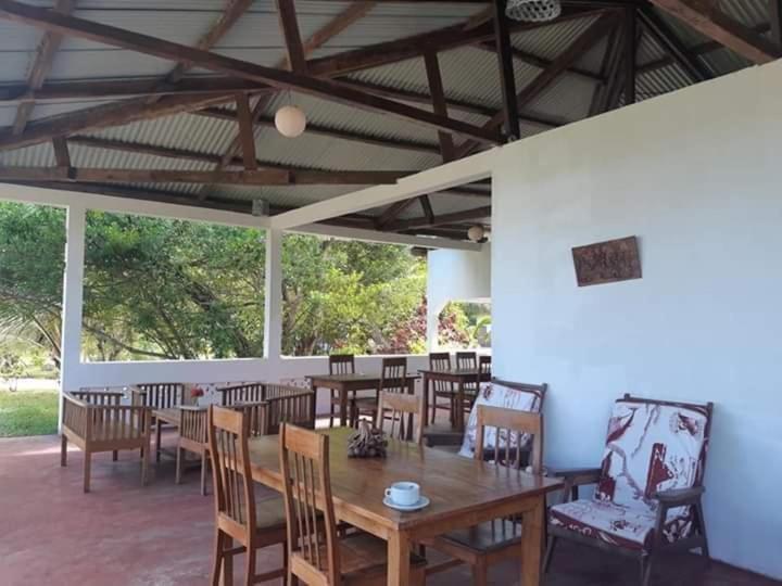 Residence Monique Ile aux Nattes Экстерьер фото