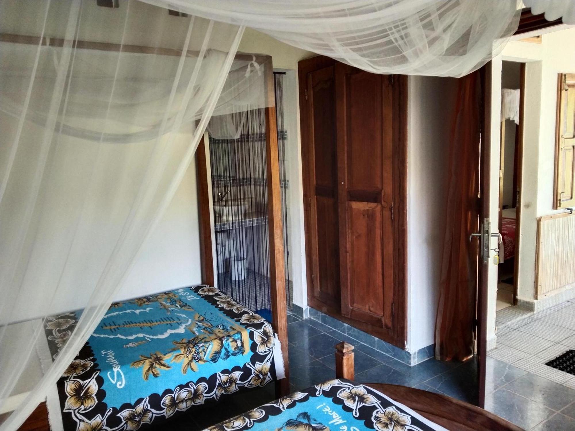 Residence Monique Ile aux Nattes Экстерьер фото